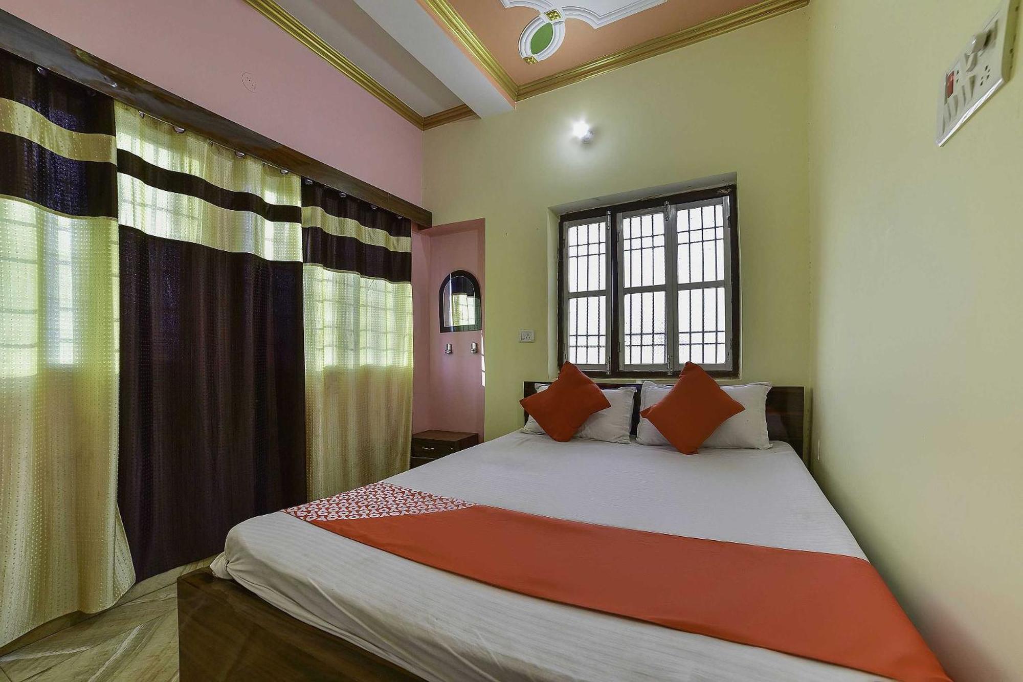 Oyo Flagship Ashoka Guest House Bihta Экстерьер фото